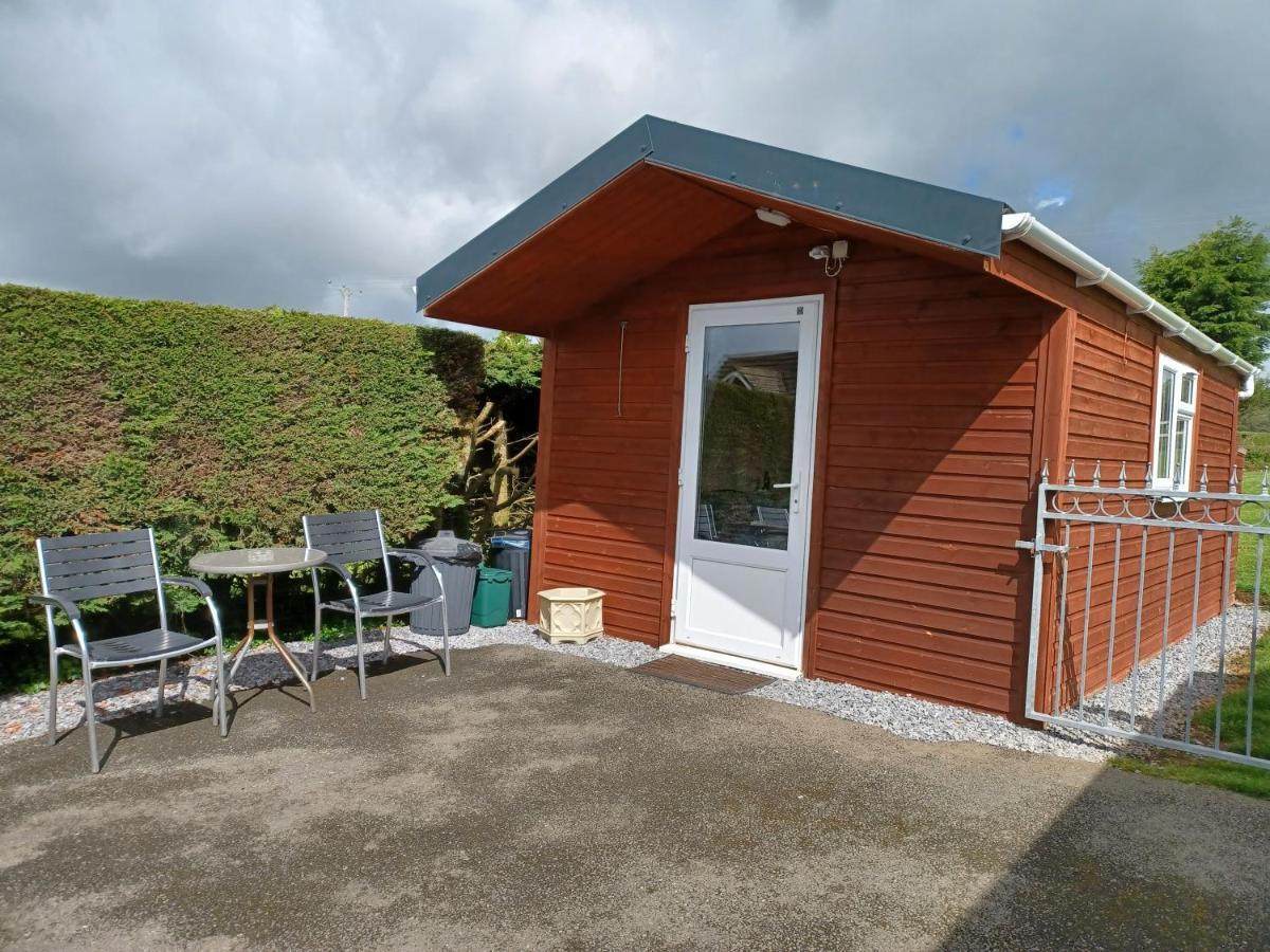 Dunroaming Cabin Pendine Ngoại thất bức ảnh