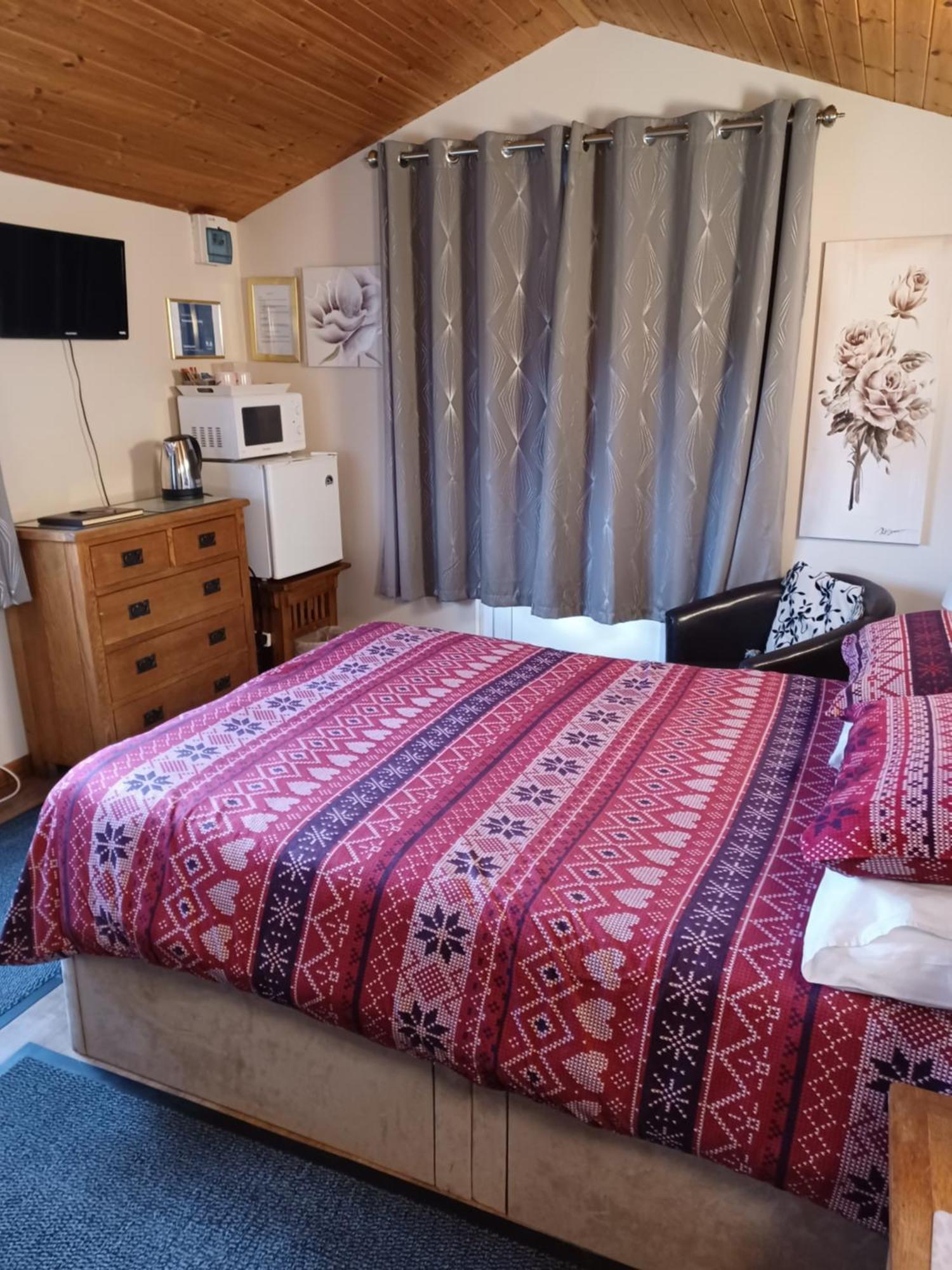 Dunroaming Cabin Pendine Ngoại thất bức ảnh